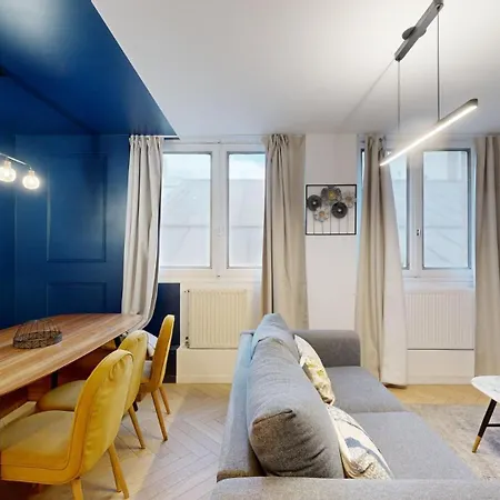 Bluestay 86 - 13 דירה *